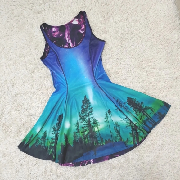 🔴MOVING SALE!🌤️Blackmilk S, Amethyst Aurora Skye Reversible Dress - Picture 7 of 11